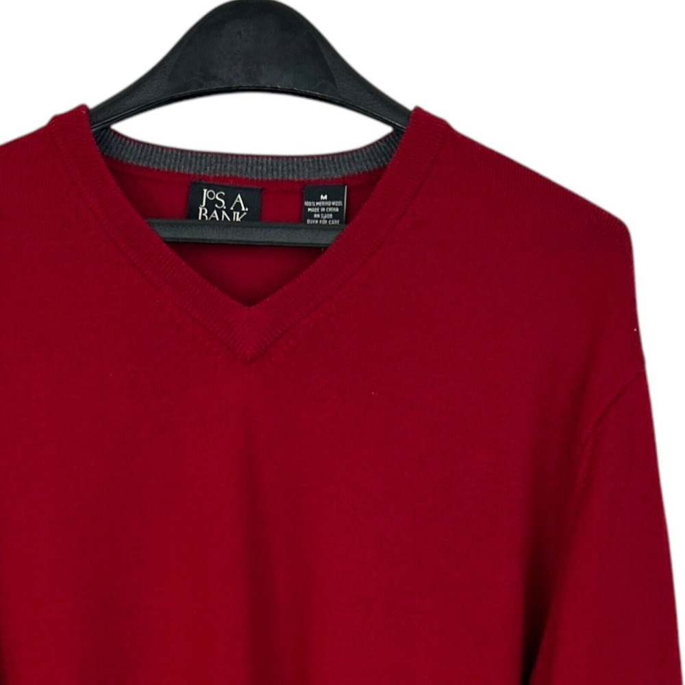 Jos A Bank Signature Collection Mens Red 100% Merino Wool V-Neck Sweater Size M